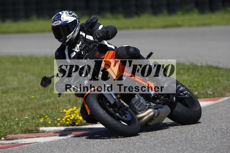 /Archiv-2024/29 12.06.2024 MOTO.CH Track Day ADR/Gruppe rot/unklar